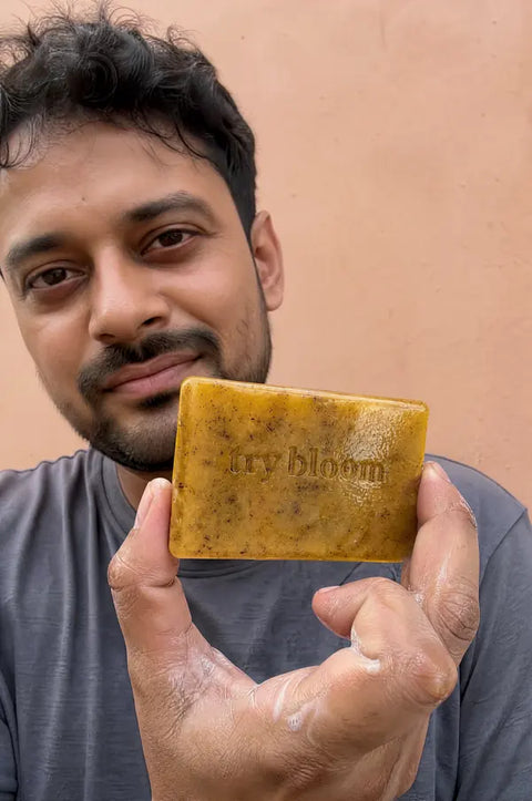 Kojic acid + turmeric + lemon, in one bar.